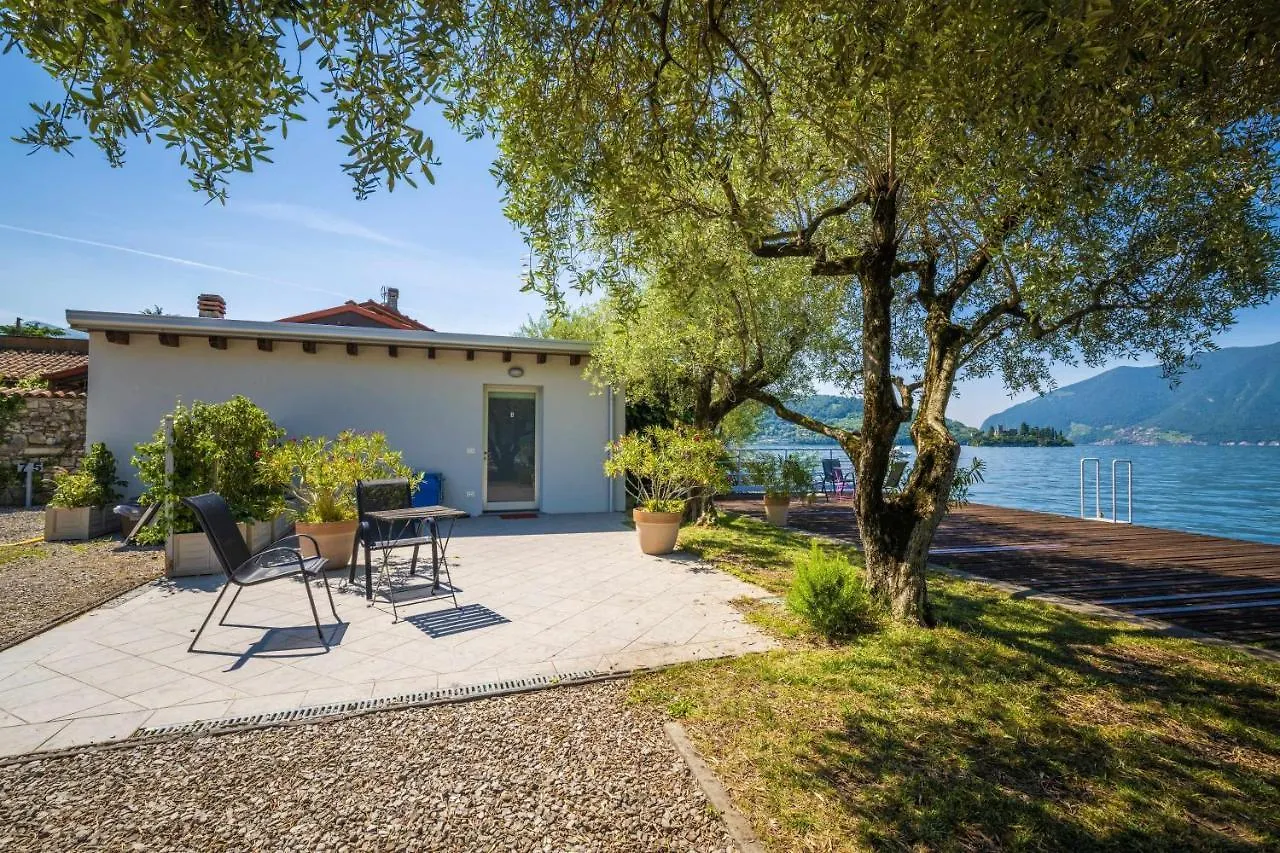 Direttamente Al Lago Apartments Marone