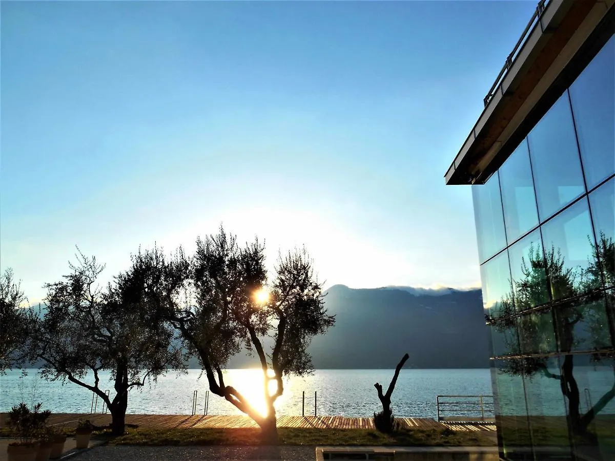 Direttamente Al Lago Apartments Marone 0*,  Italy