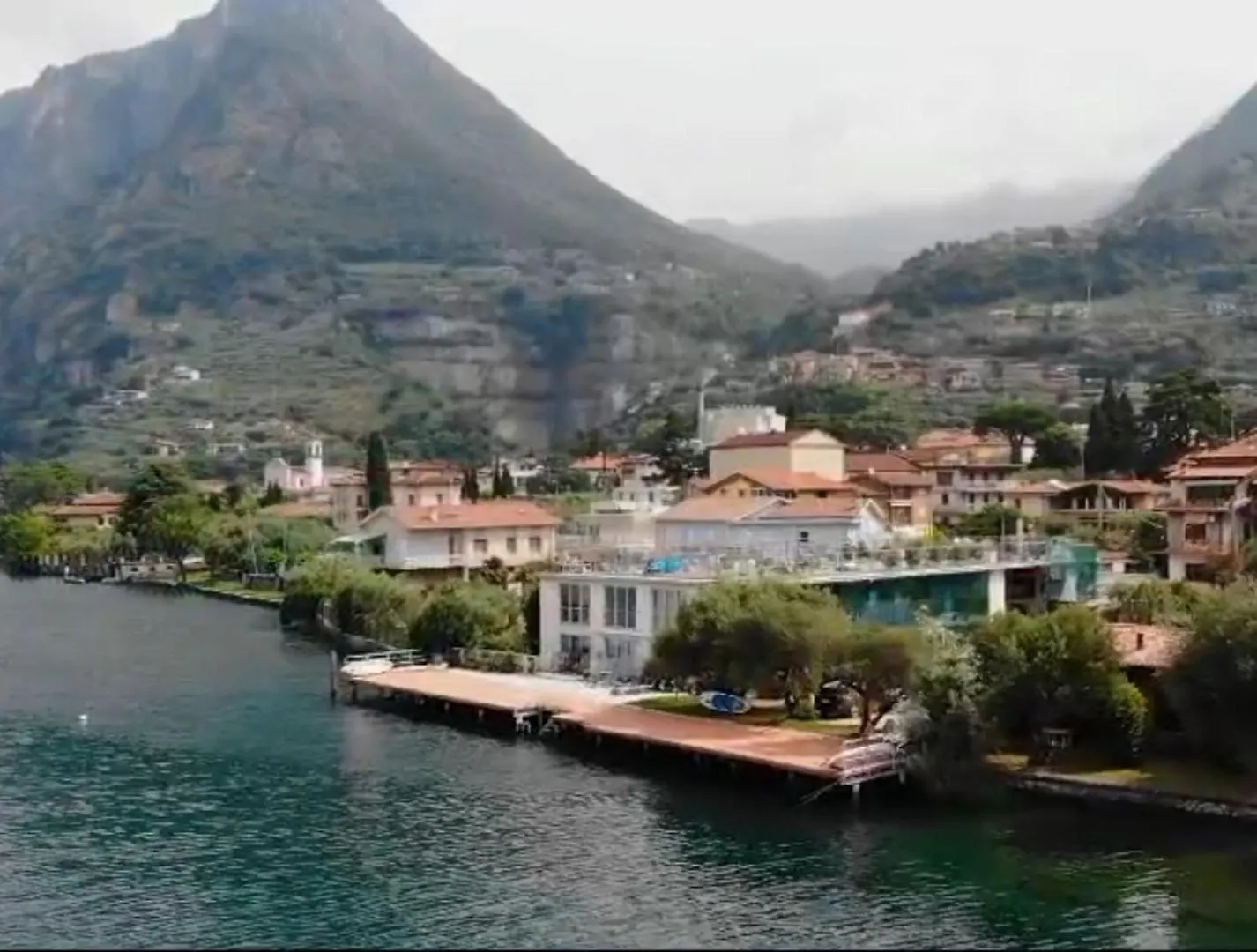 Direttamente Al Lago Apartments Marone 0*,  Italy