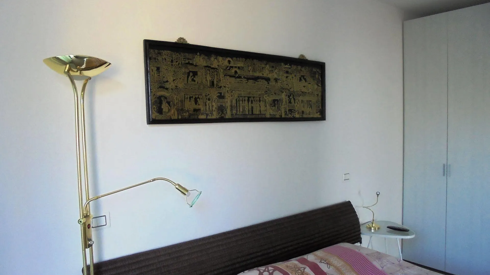 Direttamente Al Lago Apartments マローネ