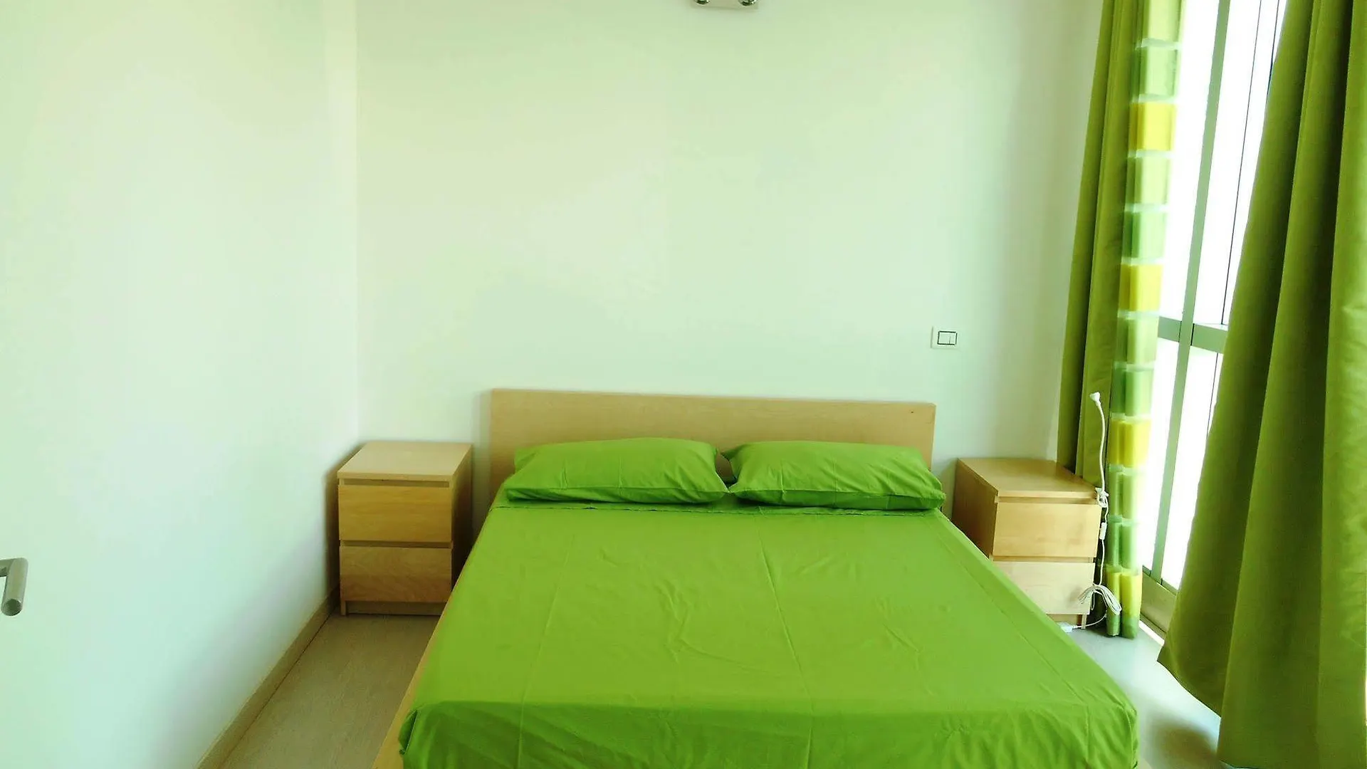 Direttamente Al Lago Apartments Marone